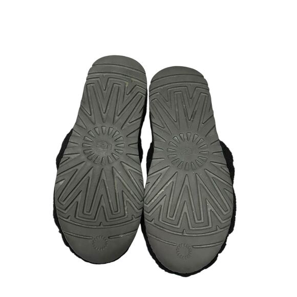 UGG Australia Women Fluff Yeah Slide Black Sandals US Size 9 - Picture 6 of 6